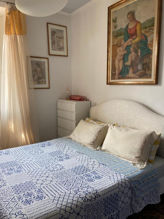 Casa vacanza sole lago… Intra Esterno foto